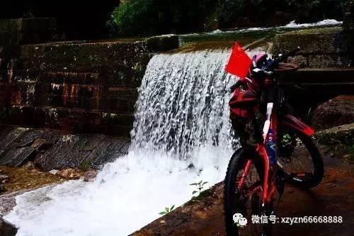 贪玩蓝月